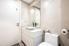 Fusion RiverGate Apart Infinity Pool