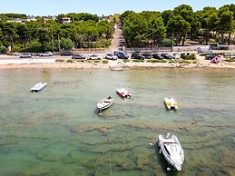 3808 Residence Garden Sea - Trilo 3 by Barbarhouse