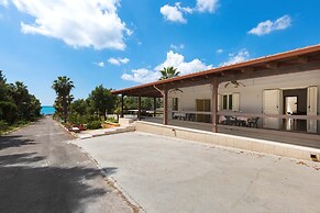 3808 Residence Garden Sea - Trilo 3 by Barbarhouse