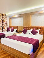 Goroomgo Broadway Boutique Mall Road Darjeeling