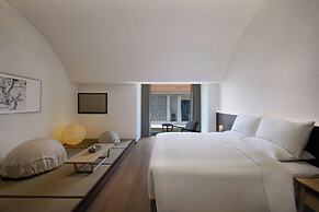 Jiangnan House  Yangcheng Lake