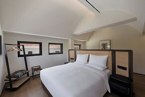 Jiangnan House  Yangcheng Lake