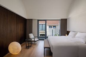 Jiangnan House  Yangcheng Lake