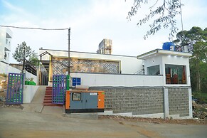 Royal Galaxy Inn By Elgozo