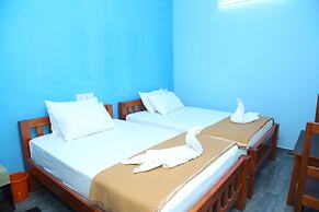 Royal Galaxy Inn By Elgozo