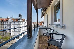 White Studio With Balcony by Renters