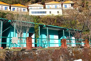 Kedar Heights Heli Resort