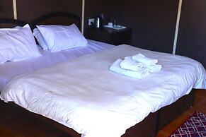 Kedar Heights Heli Resort