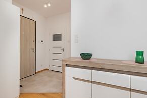 Elegant Apartment in Gdańsk by Renters
