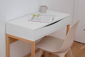 Elegant Apartment in Gdańsk by Renters