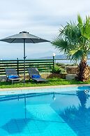 Villa Roula 3BR Seaview Villa in Chania