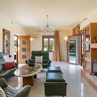 Villa Roula 3BR Seaview Villa in Chania