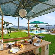 Villa Roula 3BR Seaview Villa in Chania