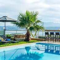 Villa Roula 3BR Seaview Villa in Chania