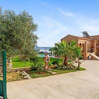 Villa Roula 3BR Seaview Villa in Chania