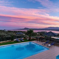 Villa Roula 3BR Seaview Villa in Chania