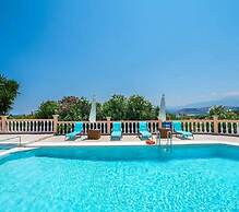 Villa Roula With Private Pool