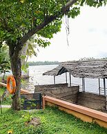 WATERFRONT BY PALMYRA