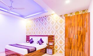 Hotel Fabulous At Delhi Airport
