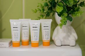 Cozy Apartment With Balcony by Renters