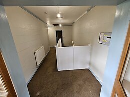 Bunkhouse/20bedroom/sleeps85/4acre/gamesroom/wifi