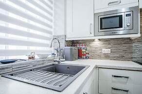 Belle Vue Court - 2 Bedroom Apartment - Tenby