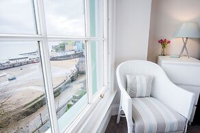 Belle Vue Court - 2 Bedroom Apartment - Tenby