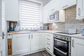 Belle Vue Court - 2 Bedroom Apartment - Tenby