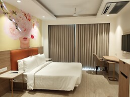 Alivaa Hotel Gurugram Sohna Road City Center