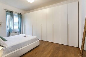 Bright Apartment in San Martino by Wonderful Italy