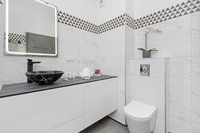 Apartment Close to the Beach by Renters