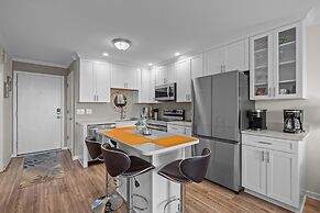 Southwinds G10 2 Bedroom Condo by RedAwning