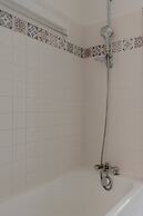 Eiffel Tower Saint Residence