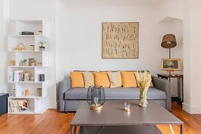 Eiffel Tower Saint Residence