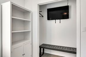 Branson Retreat w/ Balcony Near Silver Dollar City