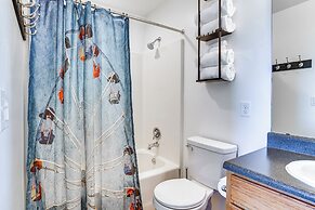 Branson Retreat w/ Balcony Near Silver Dollar City