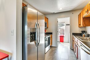 Branson Retreat w/ Balcony Near Silver Dollar City