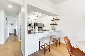 Pointe Royale Condo: Pickleball, Pools & Golf!