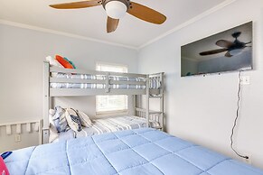 Lovely Crystal Beach House w/ Deck: Walk to Ocean!