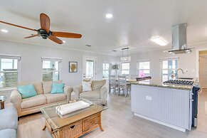 Lovely Crystal Beach House w/ Deck: Walk to Ocean!