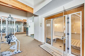 Fraser Condo w/ Ski Shuttle & Resort Amenities!