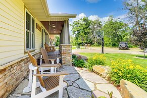 Villa on Lake Darling: Fire Pit, Deck & Bbq!
