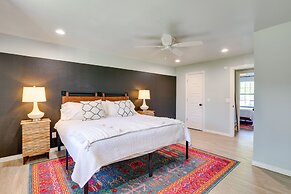 Lovely Bentonville Home w/ Grill: 1 Mi to Downtown