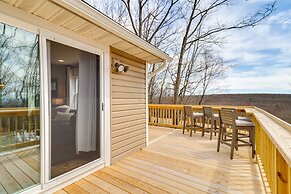 Family-friendly Albrightsville Cabin: Deck & Views