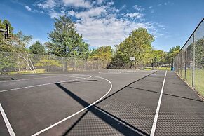 Family-friendly Albrightsville Cabin: Deck & Views