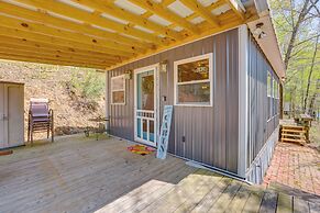 Lakefront Delta Cabin Rental w/ Boat Dock + Deck!