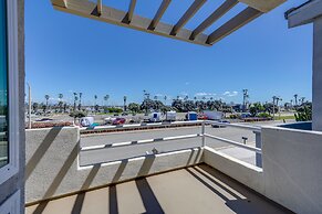 Sleek Oxnard Townhouse w/ Balconies: Walk to Beach