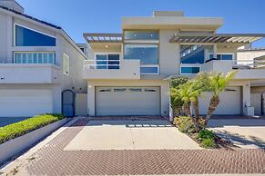 Sleek Oxnard Townhouse w/ Balconies: Walk to Beach