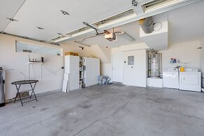 Sleek Oxnard Townhouse w/ Balconies: Walk to Beach
