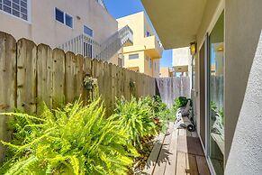Sleek Oxnard Townhouse w/ Balconies: Walk to Beach